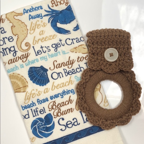 Yarn hot off the hook Other - Seahorse kitchen towel & oven oven towel hanger
